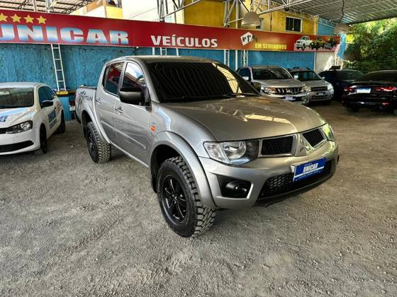 MITSUBISHI L200 TRITON 3.2 HPE 4X4 CD 16V TURBO INTERCOOLER DIESEL 4P AUTOMÁTICO